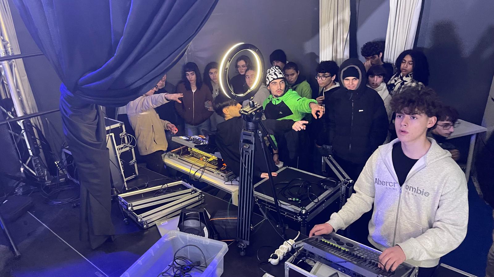 Equipamentos de Som e Vídeo