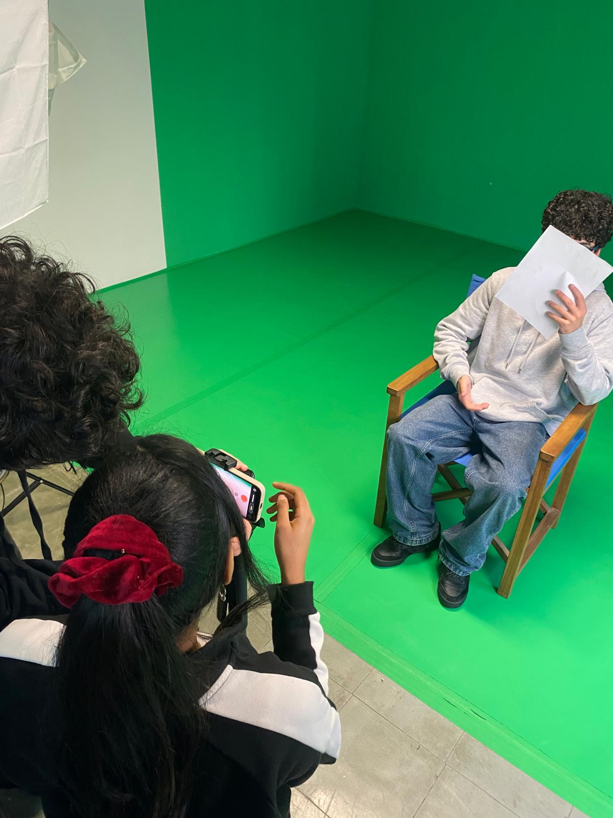 Gravação de vídeo para concurso com a prof Mara Tomé.